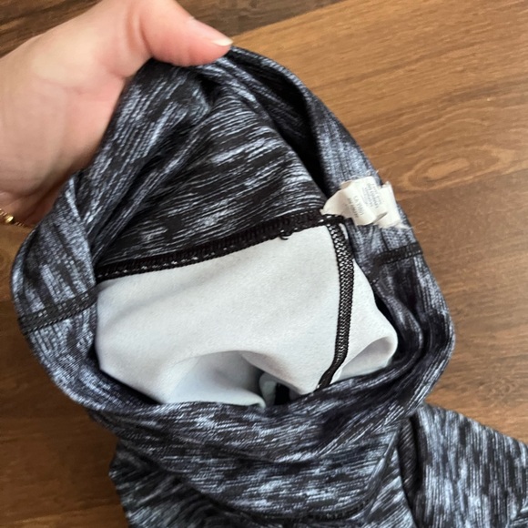 🖤 Lululemon High-Rise Cropped Leggings 🖤 - Picture 11 of 11